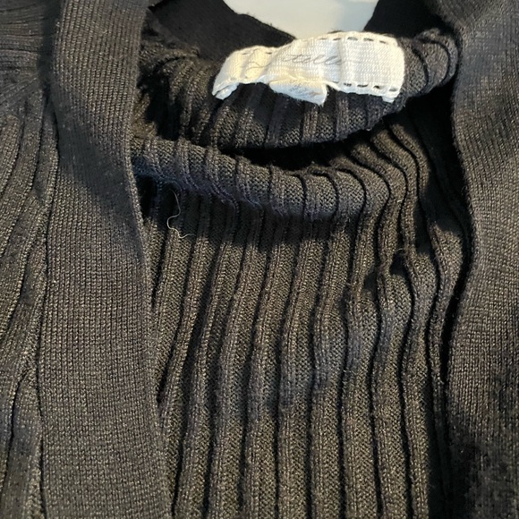 Black Ribbed Knit Women's Cardigan Sweater - Picture 4 of 9